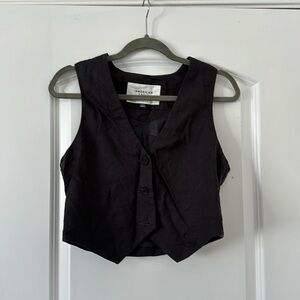 American Eagle black vest